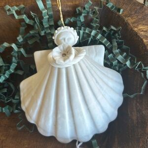 Margaret for a long angel ornament